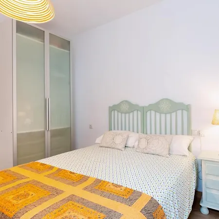 Cr Alameda Amplio Y Traquilo Apartameto Para Parejas Sevilla Buitenkant foto