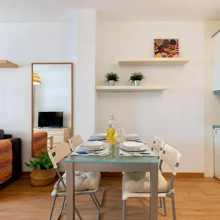 Cr Alameda Amplio Y Traquilo Apartameto Para Parejas Sevilla Buitenkant foto